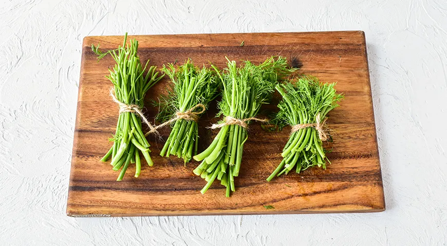 Dill med salt för vintern