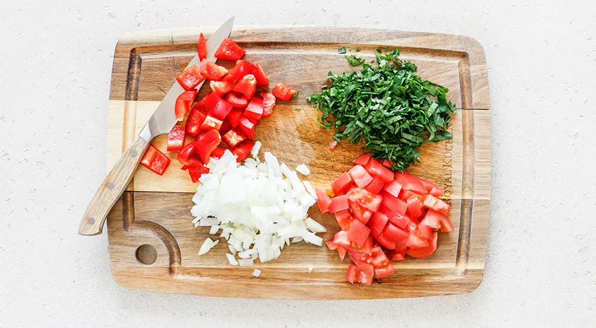 Turkisk Shakshuka (stekt ägg med tomater), klassiskt recept